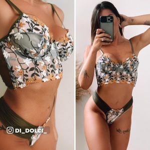 Enchanting green floral embroidered bustier top & panty set